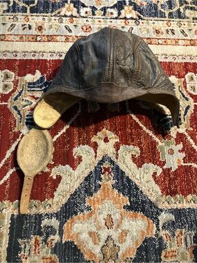 Vintage WW2 Era US Navy NAF-1092 Flight Leather Helmet
